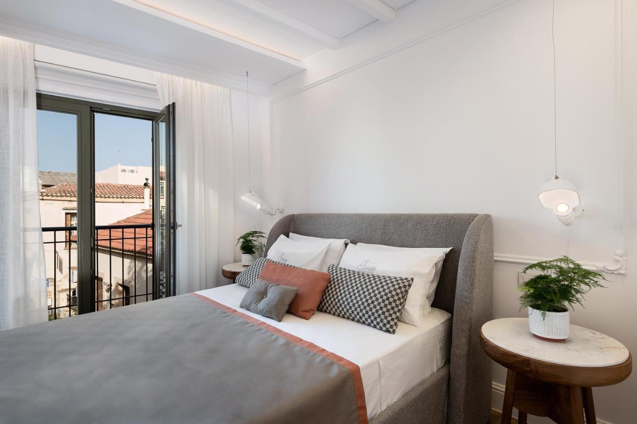 Ionas Boutique Hotel Chrissi Akti Chania Exterior foto