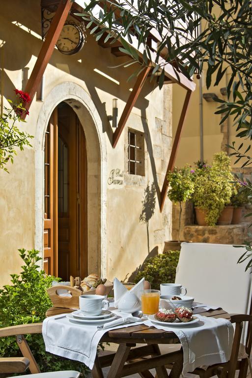 Ionas Boutique Hotel Chrissi Akti Chania Exterior foto