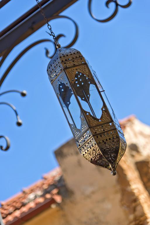 Ionas Boutique Hotel Chrissi Akti Chania Exterior foto