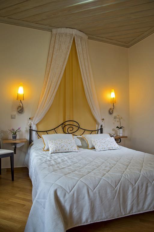 Ionas Boutique Hotel Chrissi Akti Chania Exterior foto