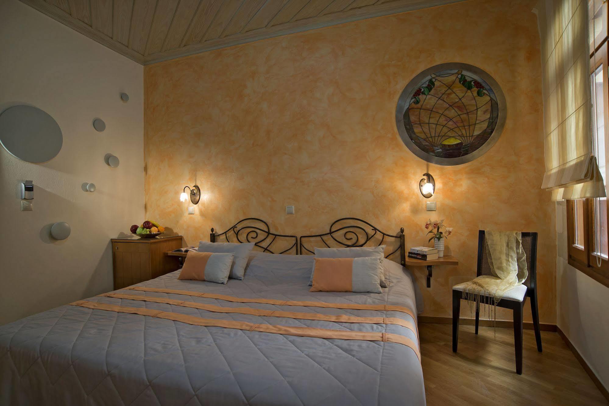 Ionas Boutique Hotel Chrissi Akti Chania Exterior foto